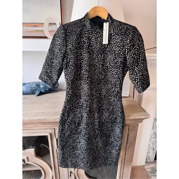 NWT Alice + Olivia Inka Strong-Shoulder Mockneck Dress Size 2 - Picture 1 of 12